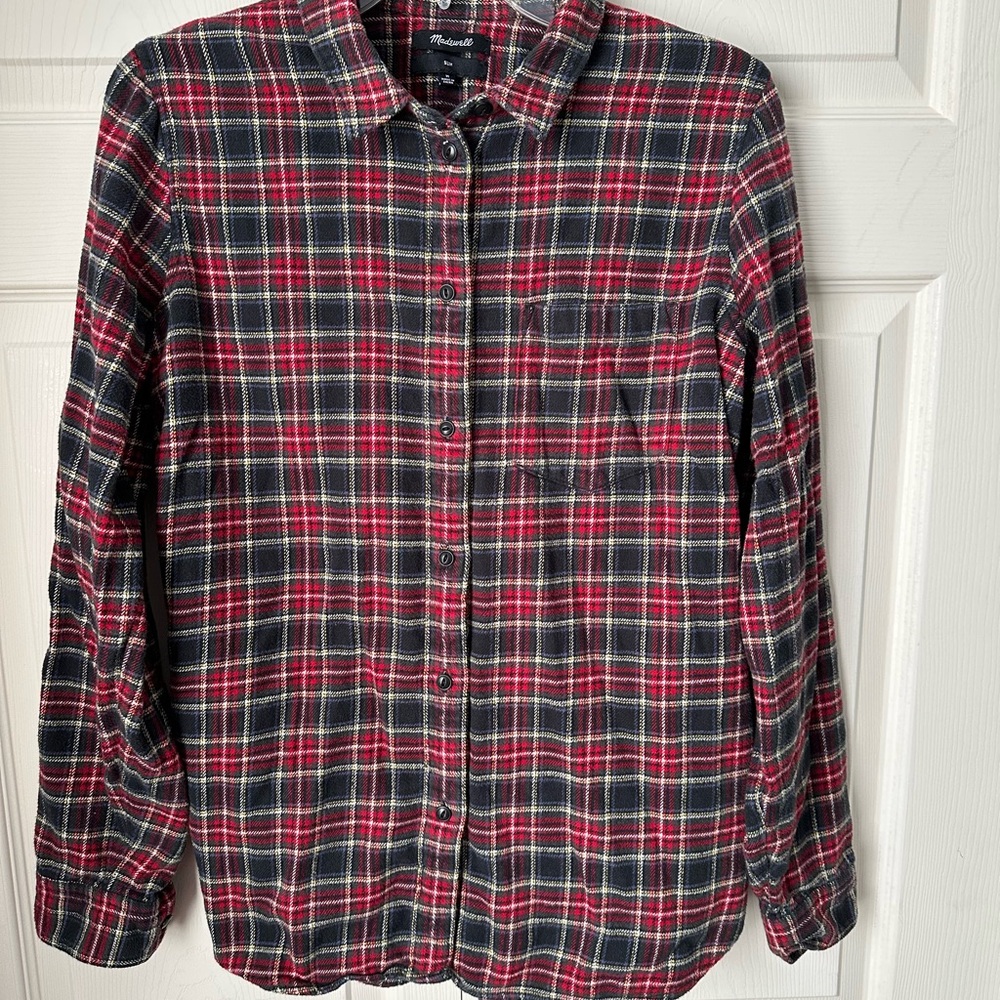 Madewell - size slim medium - Plaid Flannel Shirt - Red and Black